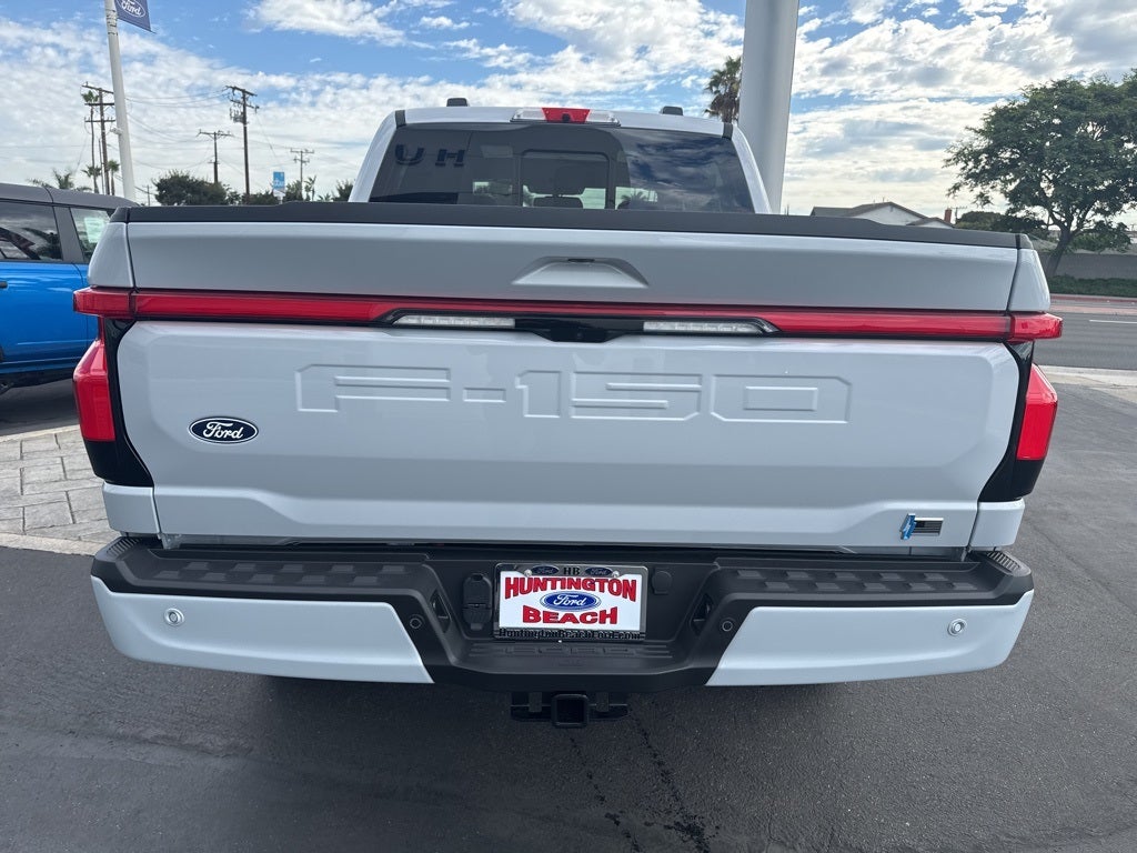 2025 Ford F-150 Lightning Lariat
