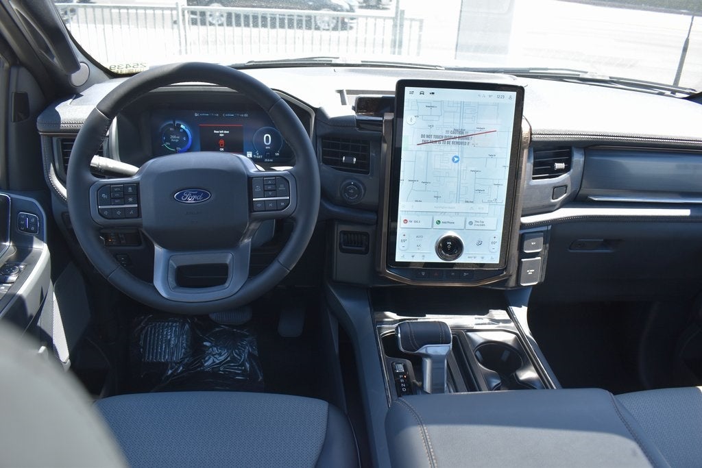 2025 Ford F-150 Lightning Lariat