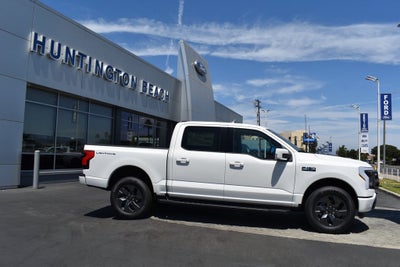 2025 Ford F-150 Lightning Lariat