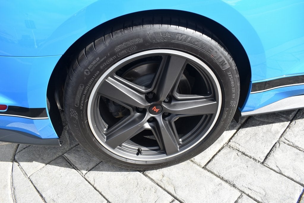 2022 Ford Mustang Mach 1