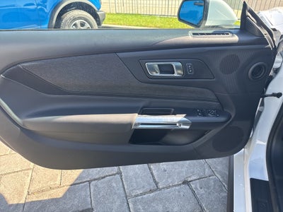 2025 Ford Mustang EcoBoost