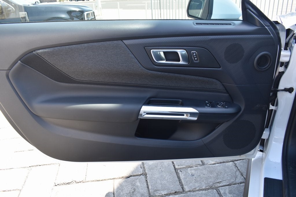 2025 Ford Mustang EcoBoost