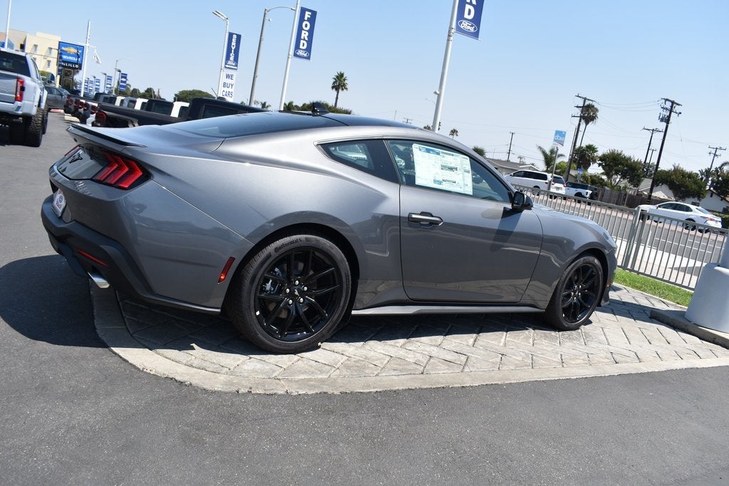 2025 Ford Mustang EcoBoost