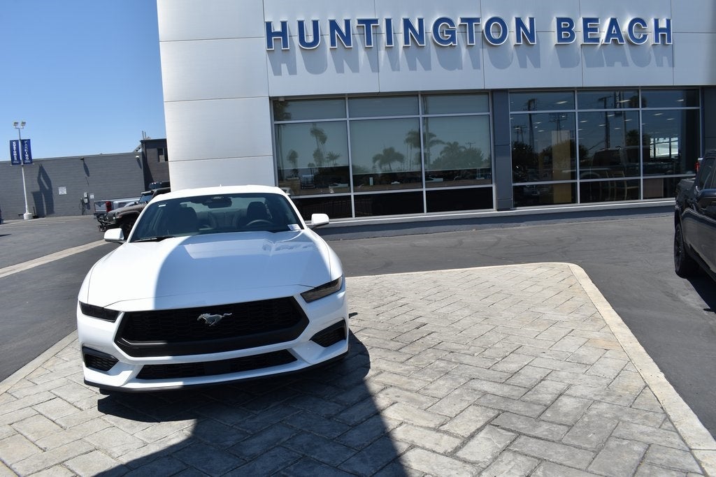 2025 Ford Mustang EcoBoost