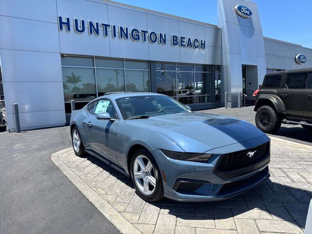 2026 Ford Mustang EcoBoost Fastback's photo