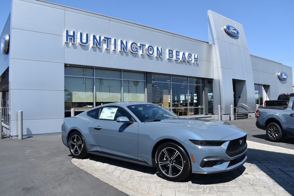 2025 Ford Mustang EcoBoost