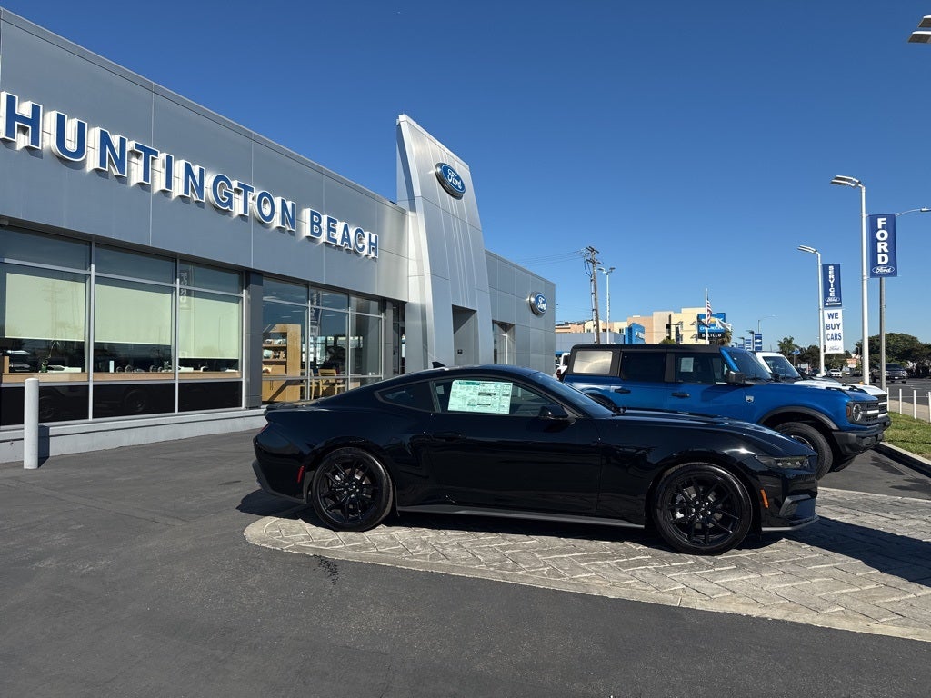 2025 Ford Mustang EcoBoost Premium