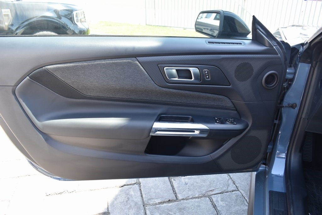 2025 Ford Mustang EcoBoost