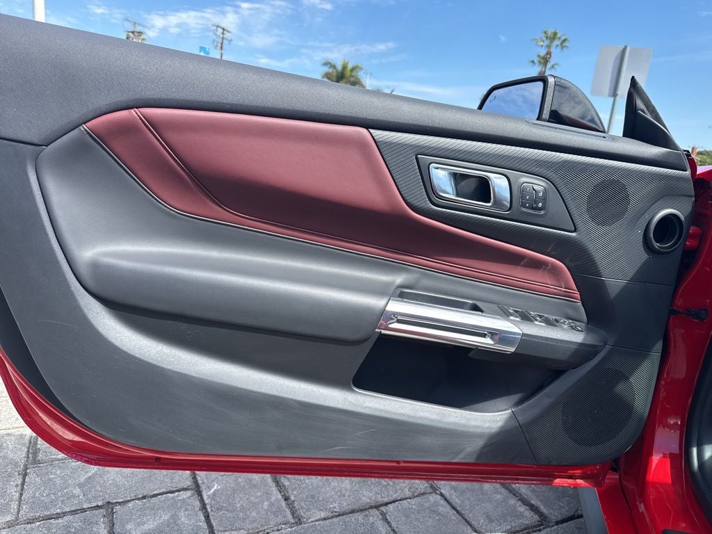 2025 Ford Mustang EcoBoost Premium