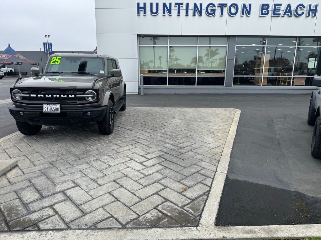 2025 Ford Bronco Outer Banks