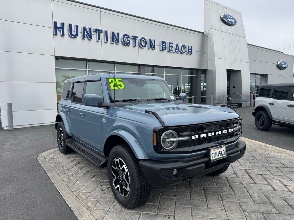 2025 Ford Bronco Outer Banks