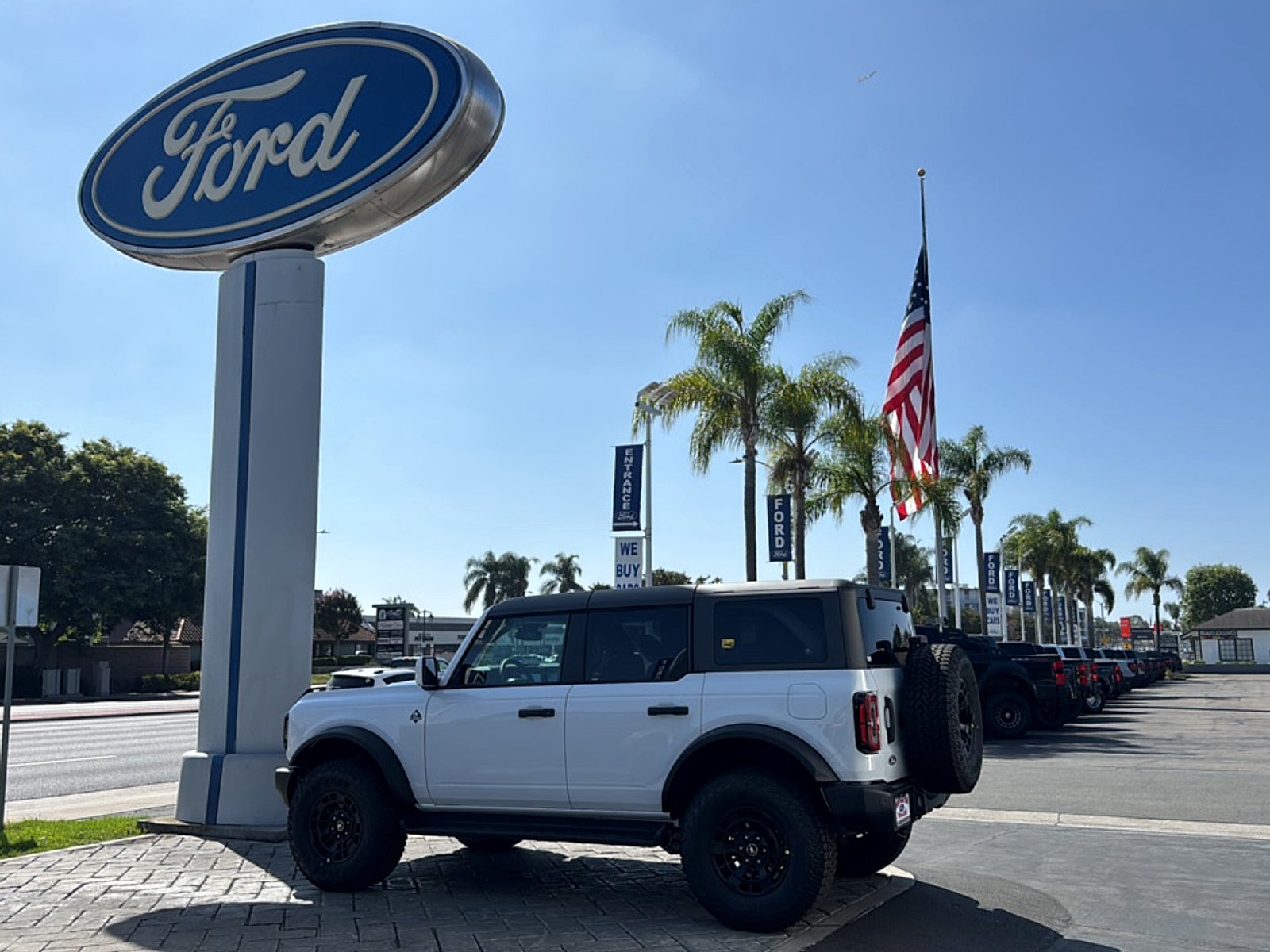 2026 Ford Bronco Outer Banks