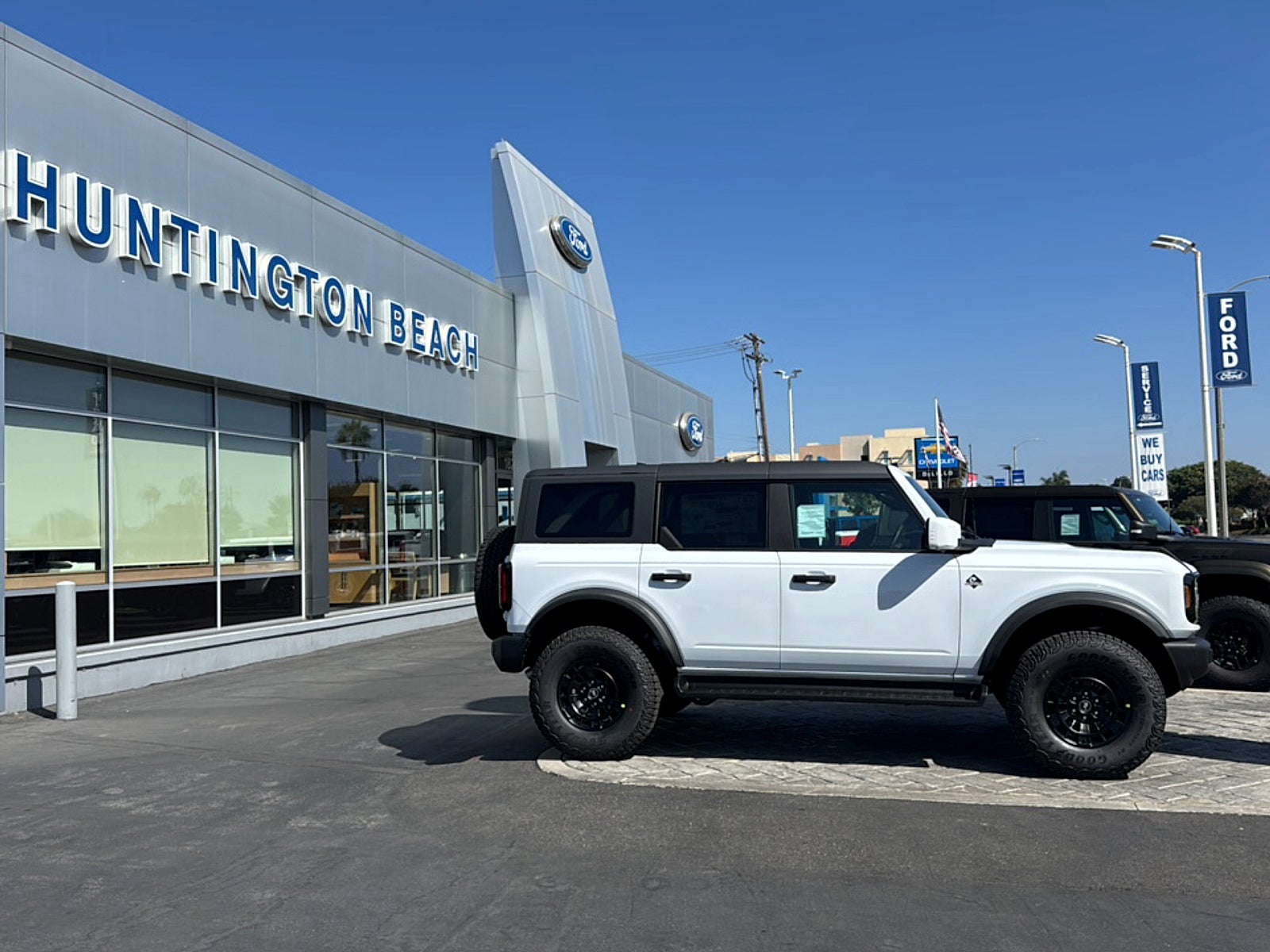 2026 Ford Bronco Outer Banks
