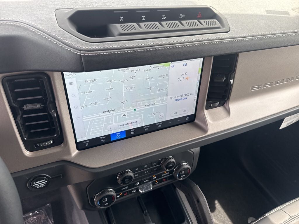 2026 Ford Bronco Outer Banks