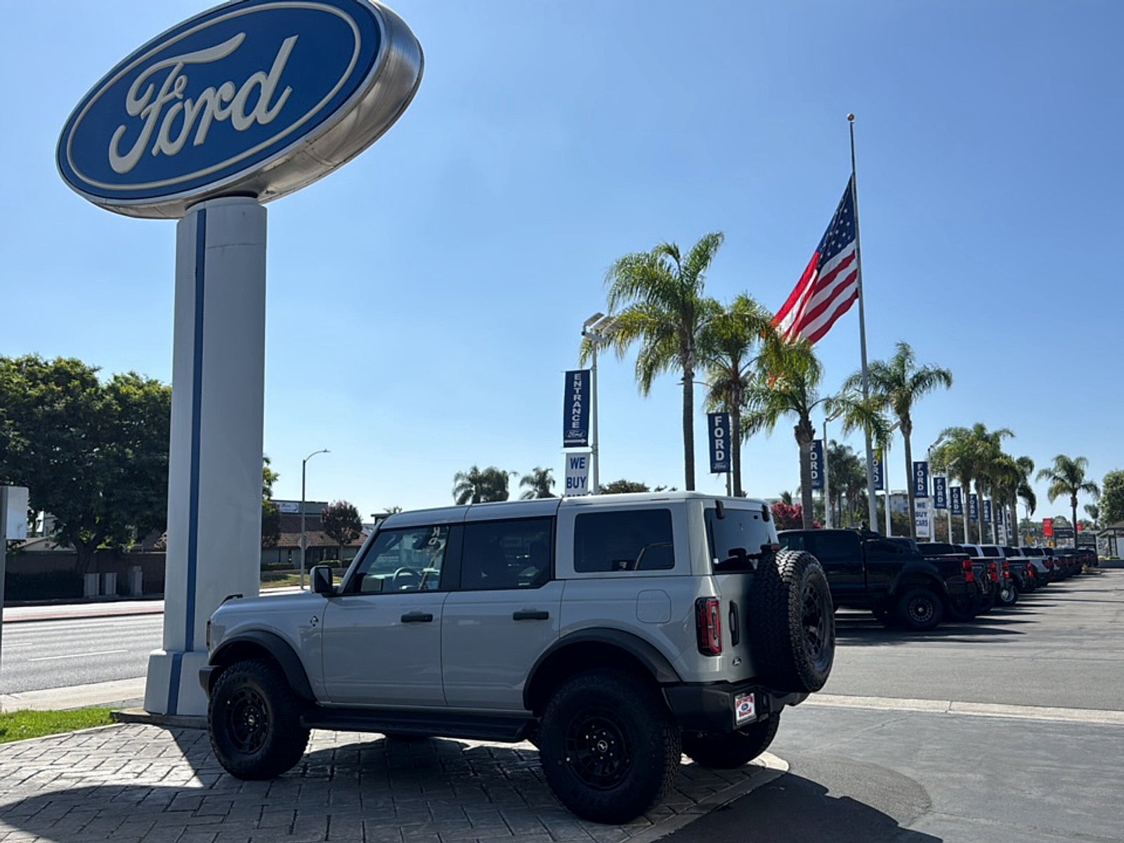 2026 Ford Bronco Outer Banks