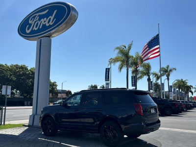 2027 Ford Expedition Platinum