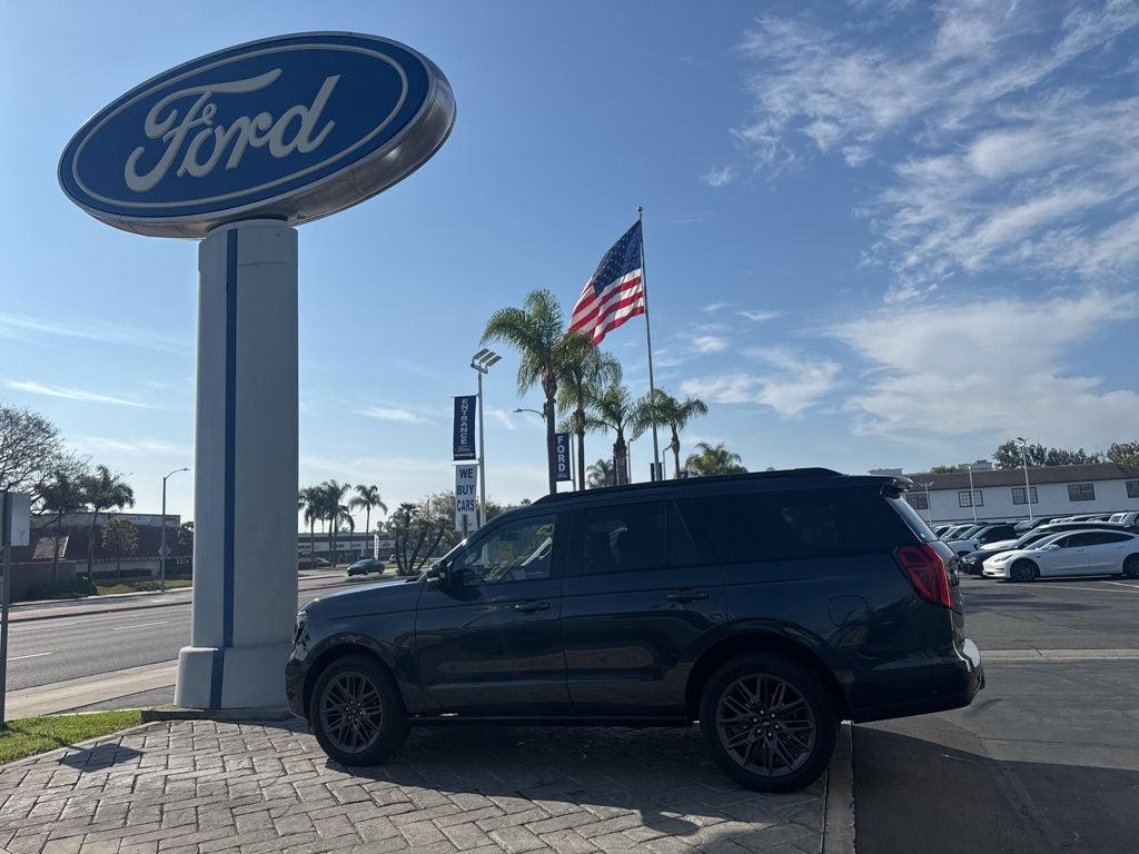 2025 Ford Expedition Platinum