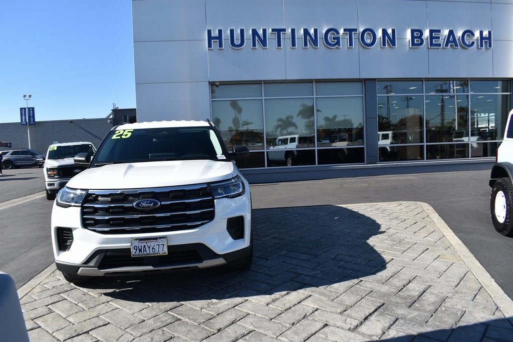 2025 Ford Explorer Active