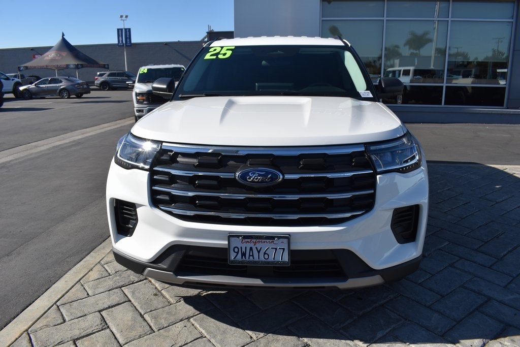 2025 Ford Explorer Active