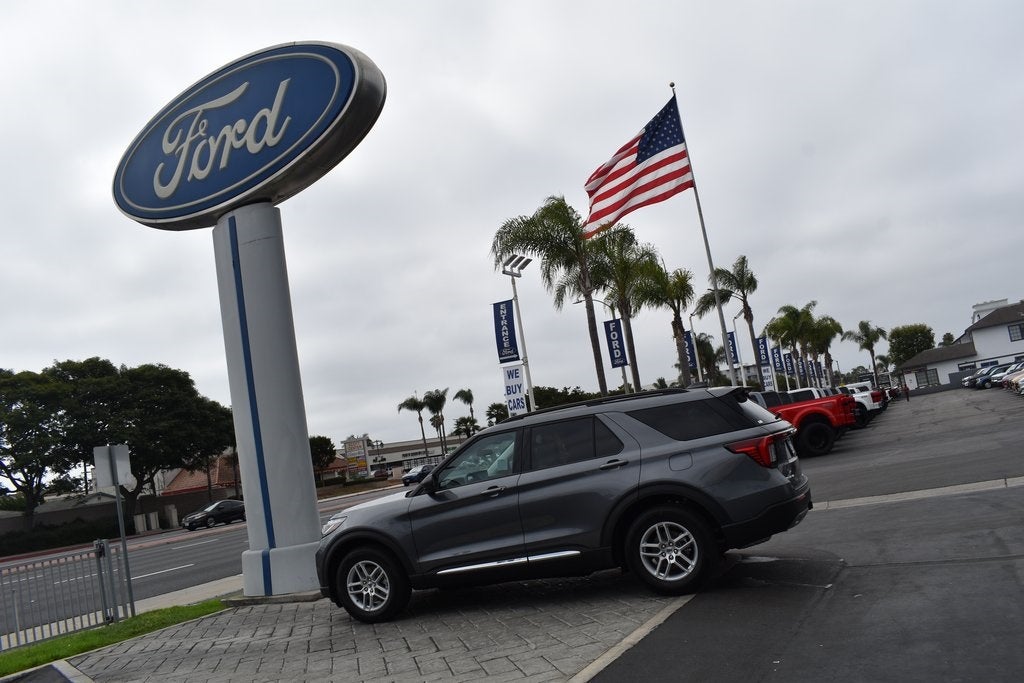 2025 Ford Explorer Active