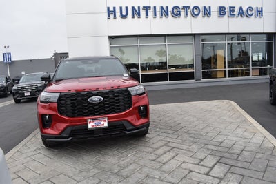 2025 Ford Explorer ST-Line