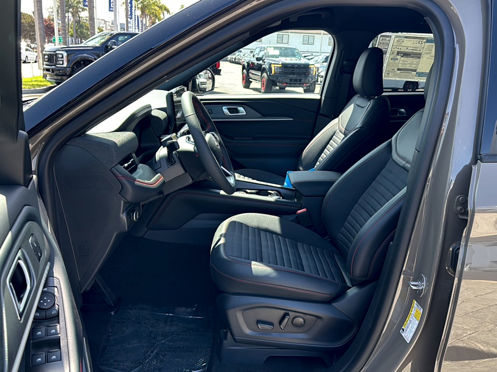 2027 Ford Explorer ST-Line