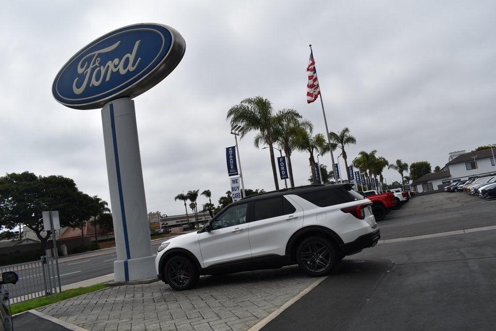 2025 Ford Explorer ST