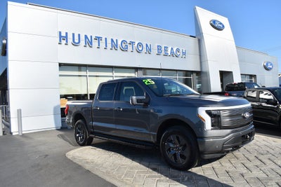 2025 Ford F-150 Lightning Lariat