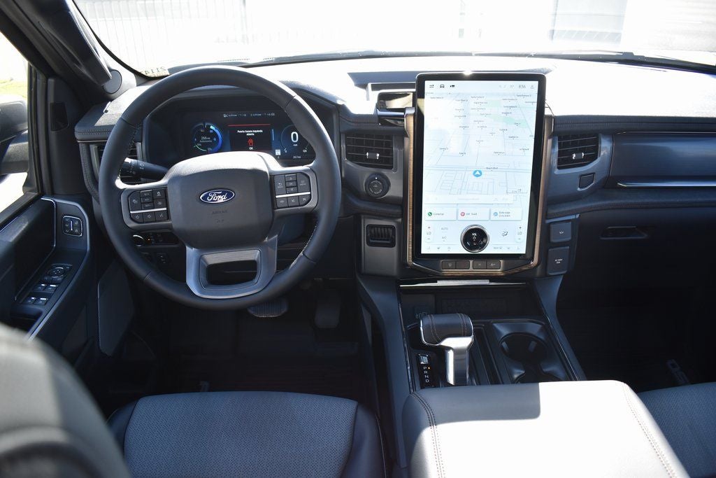 2025 Ford F-150 Lightning Lariat