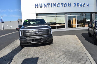2025 Ford F-150 Lightning Lariat