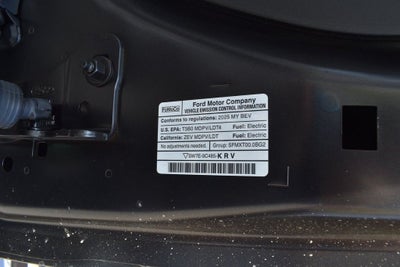 2025 Ford F-150 Lightning Lariat