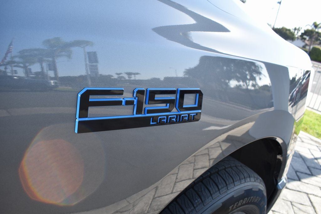 2025 Ford F-150 Lightning Lariat