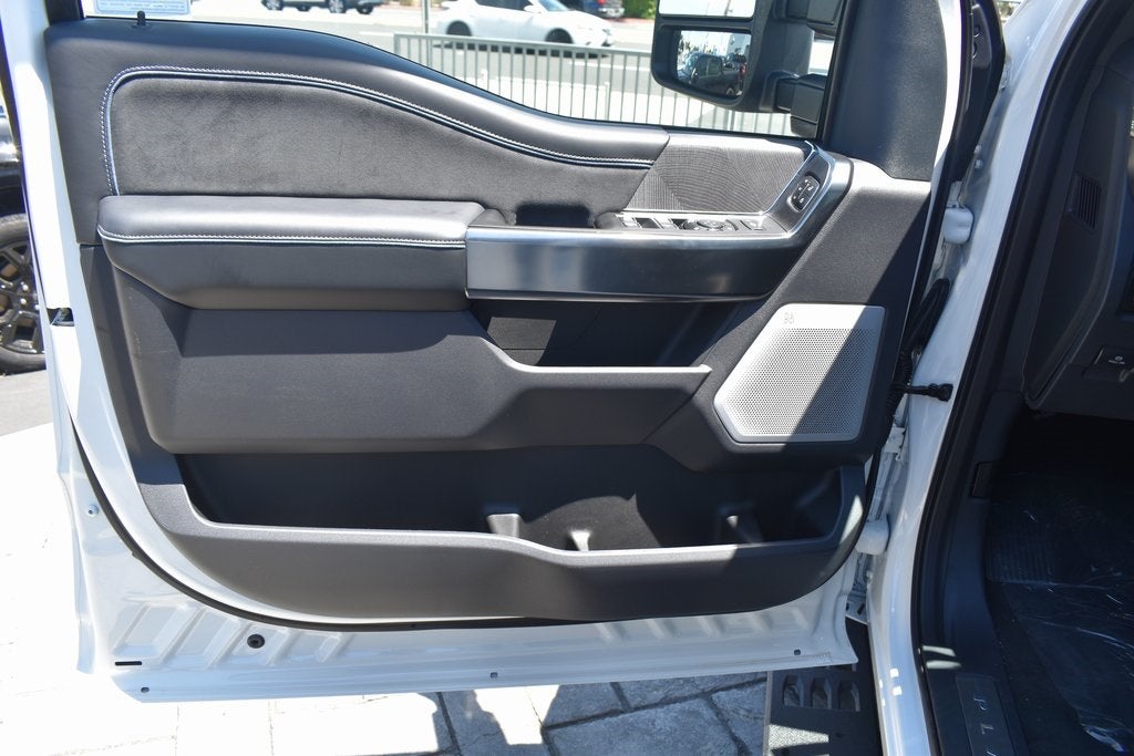 2025 Ford F-250SD Platinum