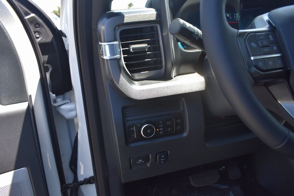 2025 Ford F-250SD Platinum