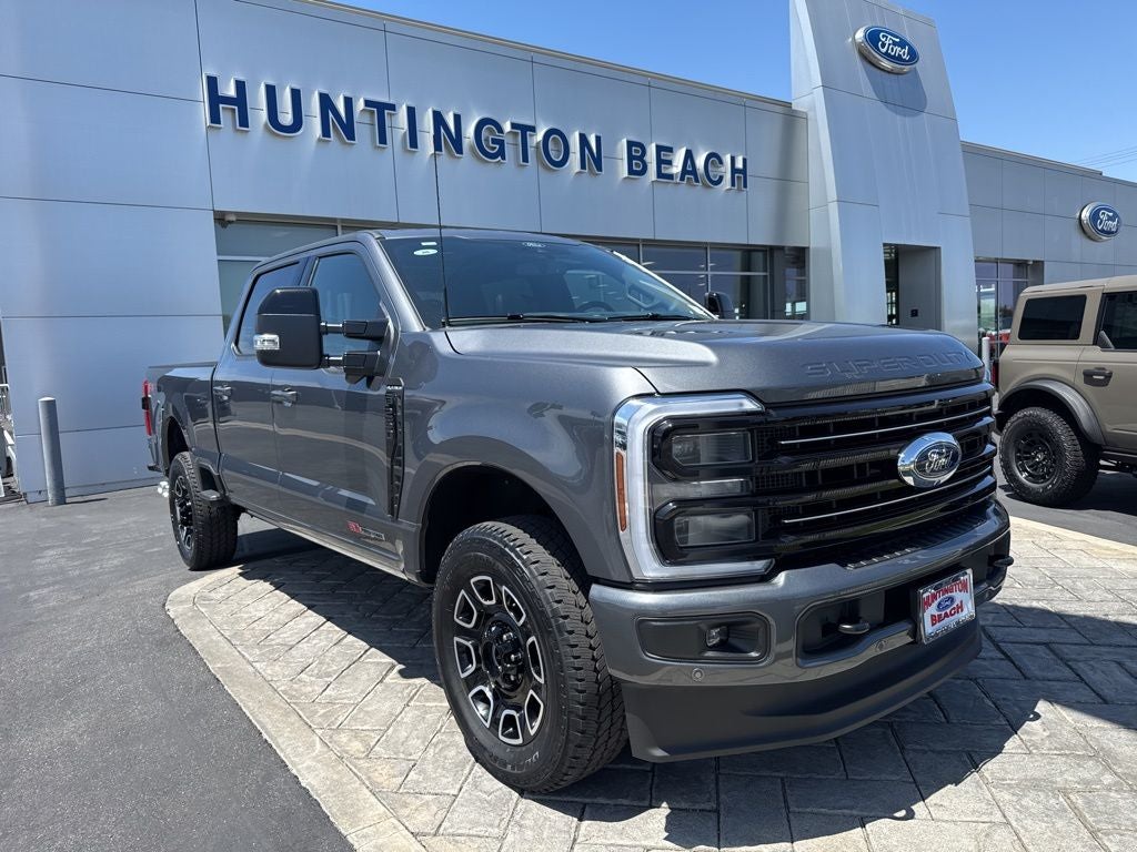 2026 Ford F-250 Platinum 4x4 Crew Cab 8' Box's photo