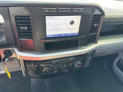 2024 Ford F-250SD STX