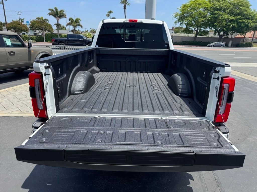 2026 Ford F-350SD Platinum