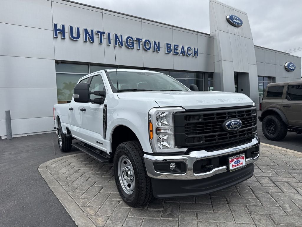 2026 Ford F-350 XL 4x4 Crew Cab 8' Box SRW's photo