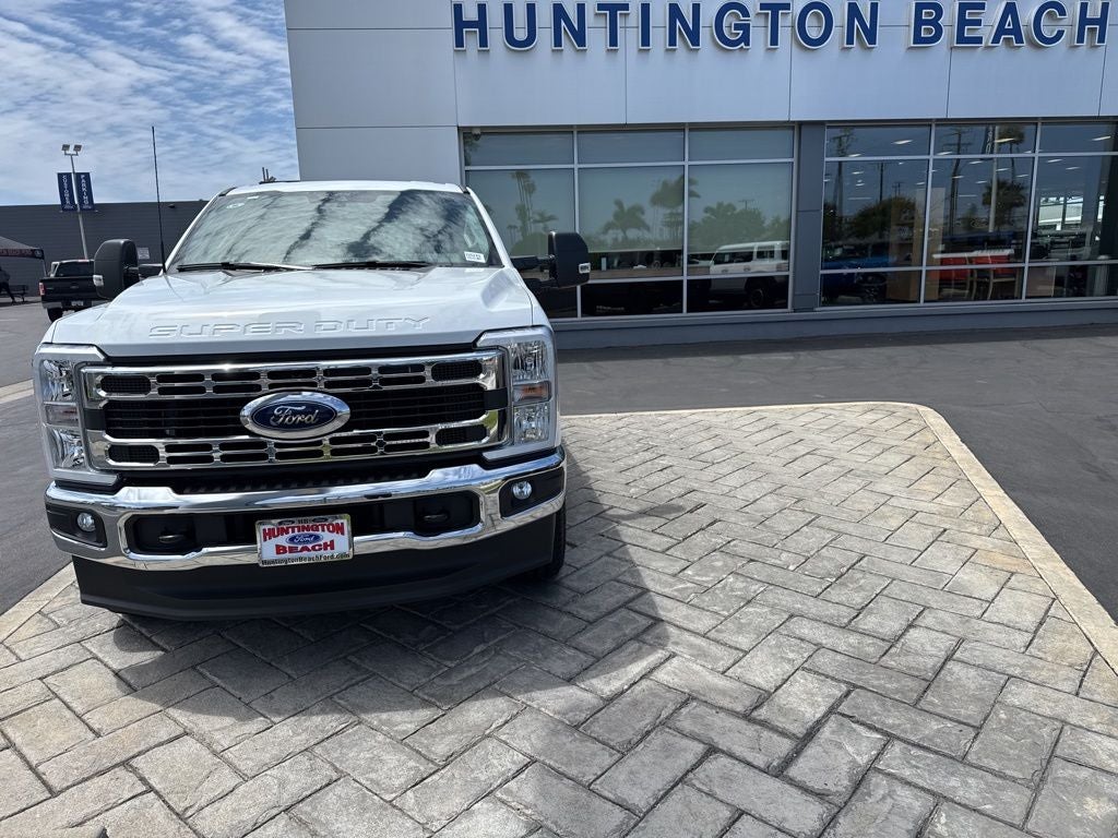 2026 Ford F-350SD XLT