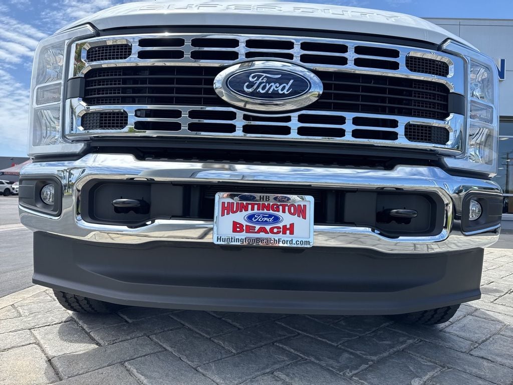 2026 Ford F-350SD XLT