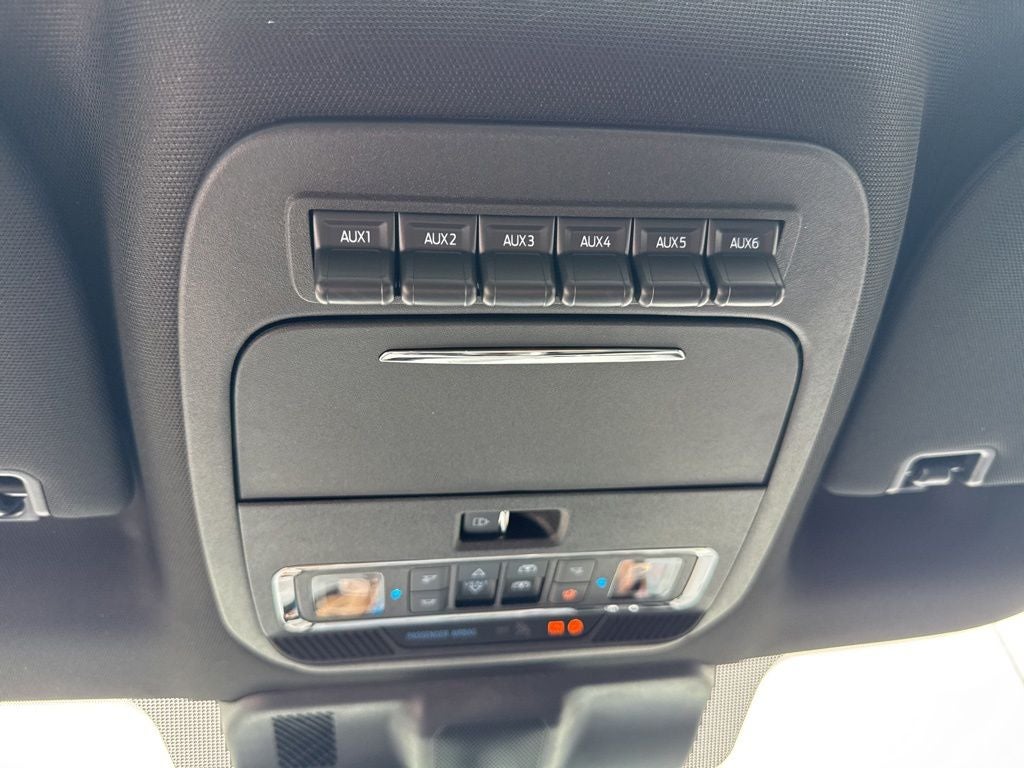 2026 Ford F-350SD Platinum DRW