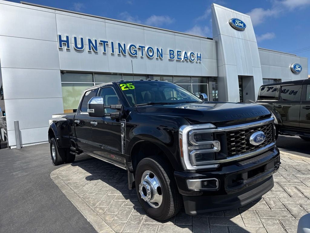 2025 Ford F-350SD Platinum DRW