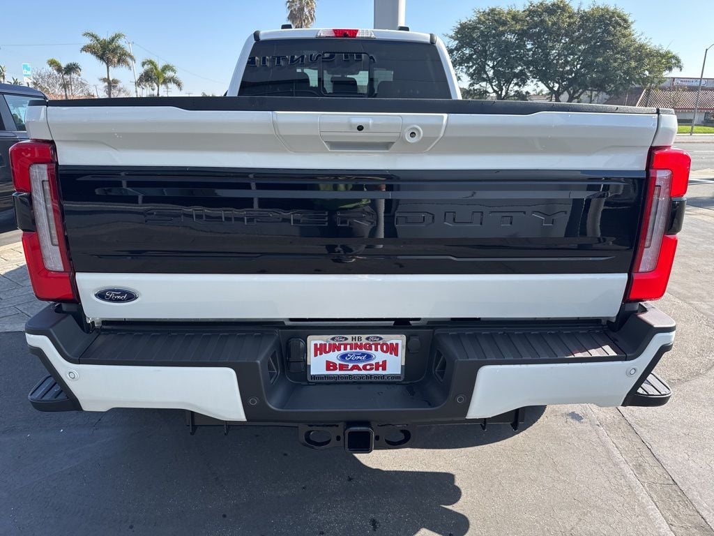 2026 Ford F-350SD Platinum DRW