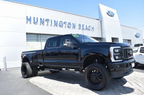 2025 Ford F-350SD Lariat DRW