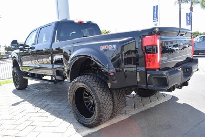 2025 Ford F-350SD Lariat DRW
