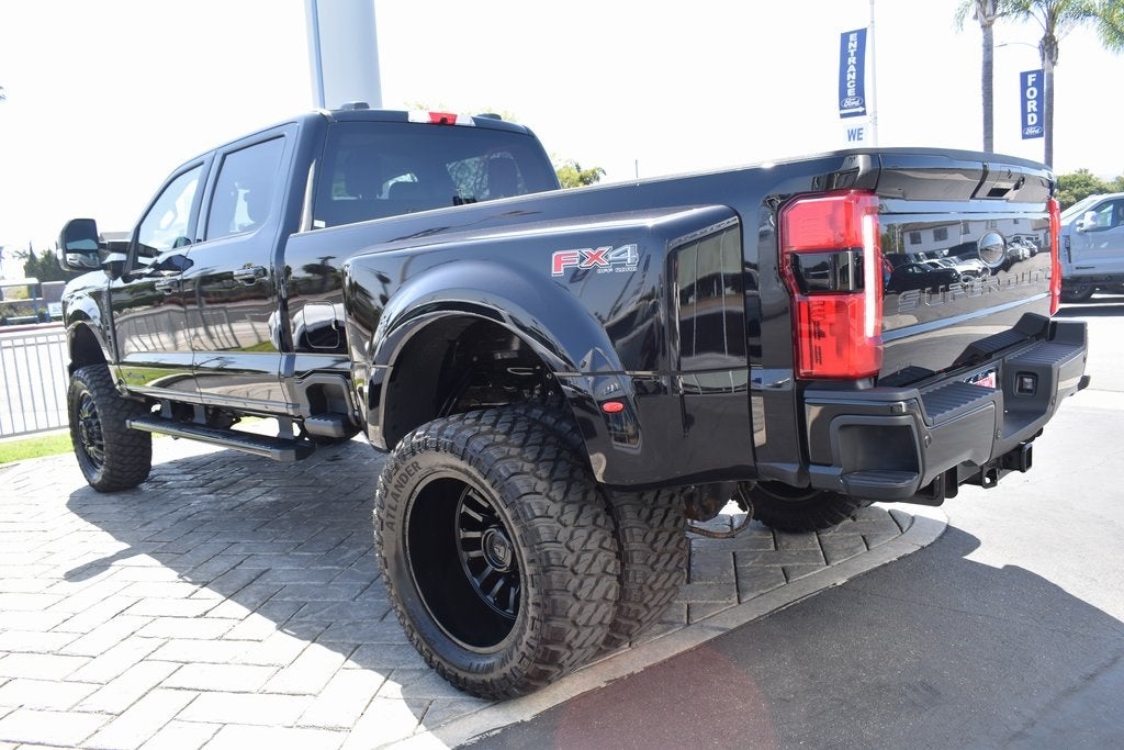 2025 Ford F-350SD Lariat DRW