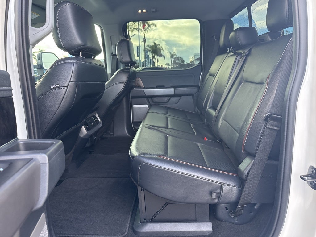 2024 Ford F-350SD Lariat DRW