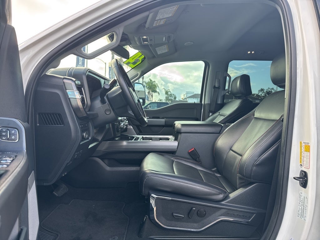 2024 Ford F-350SD Lariat DRW