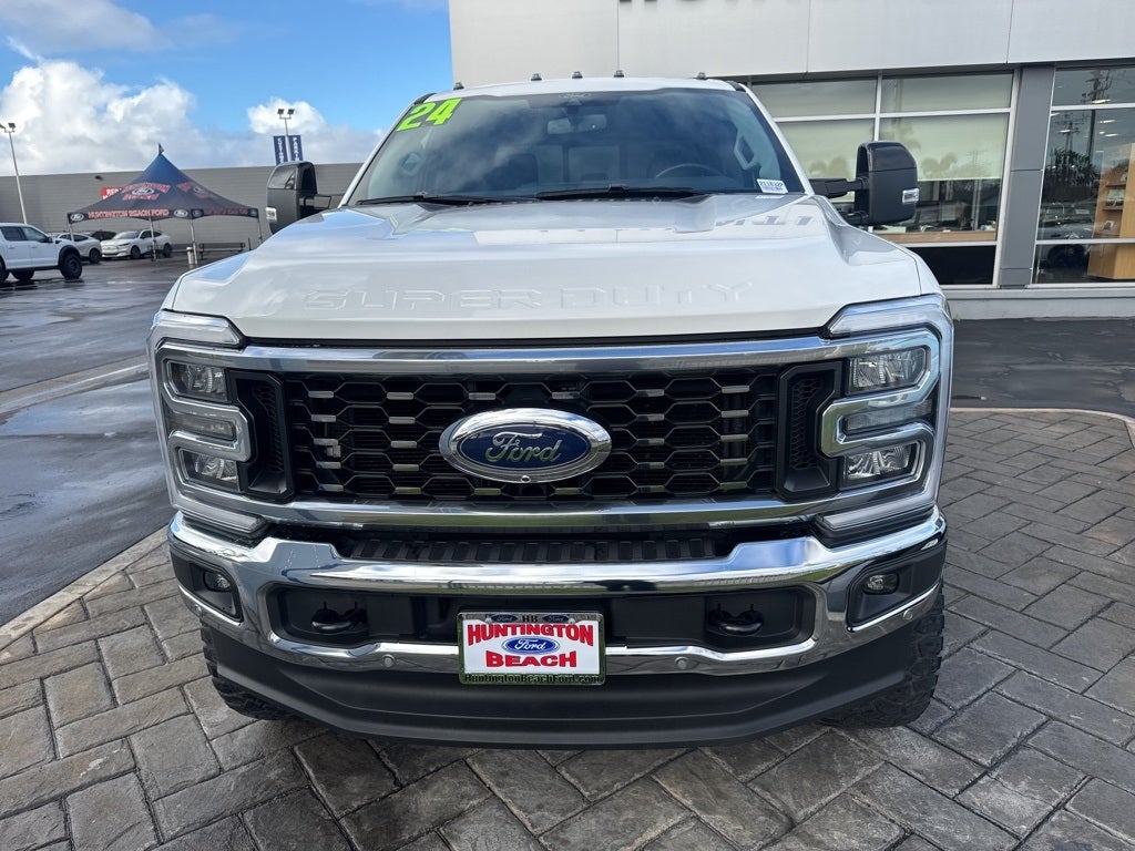 2024 Ford F-350SD Lariat DRW