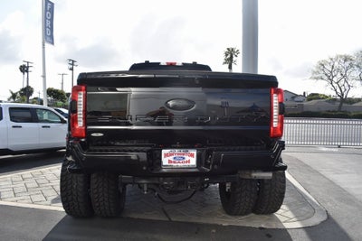 2025 Ford F-350SD Lariat DRW